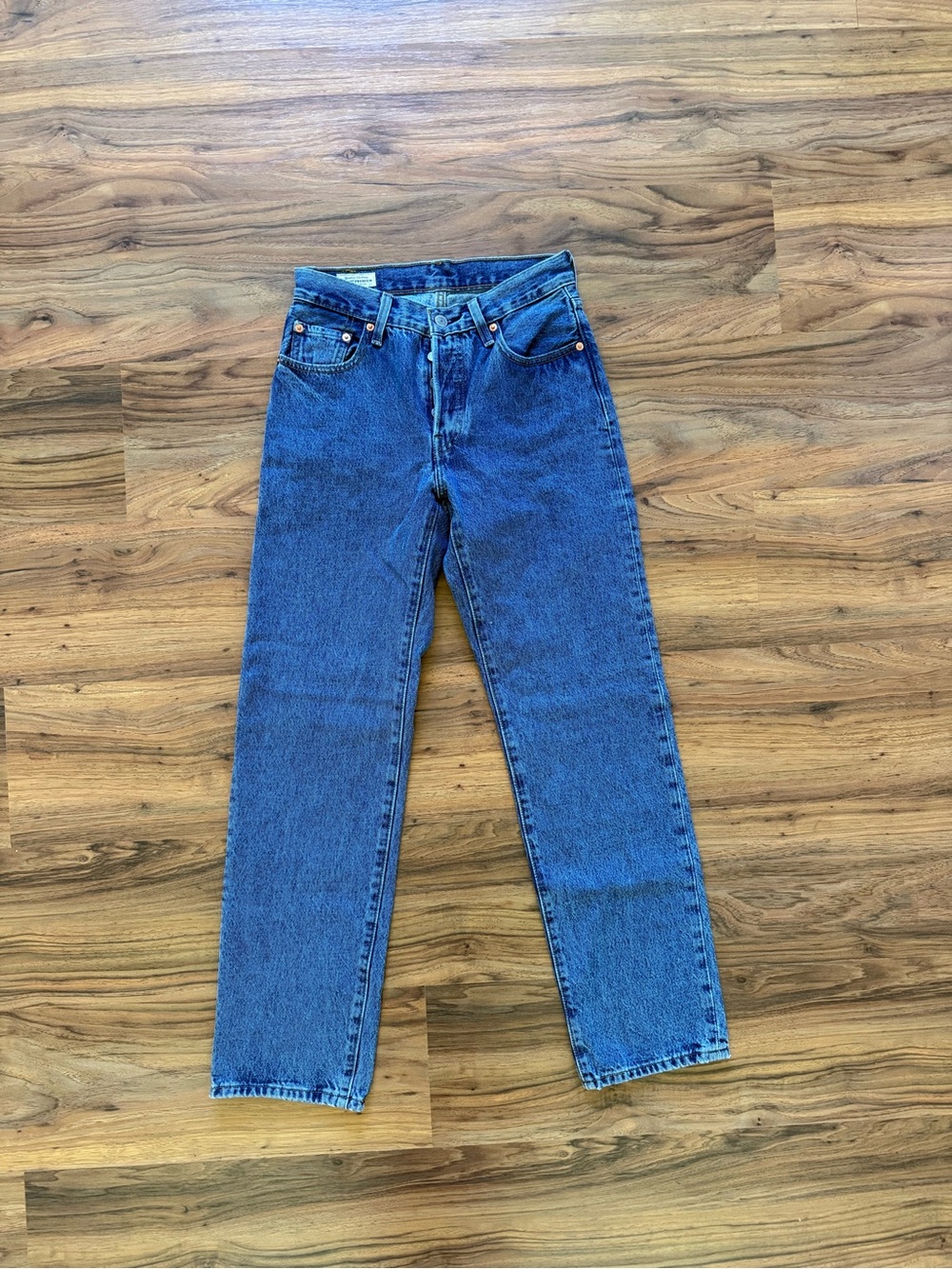 Medium Wash Levi’s 501 90s 24x30